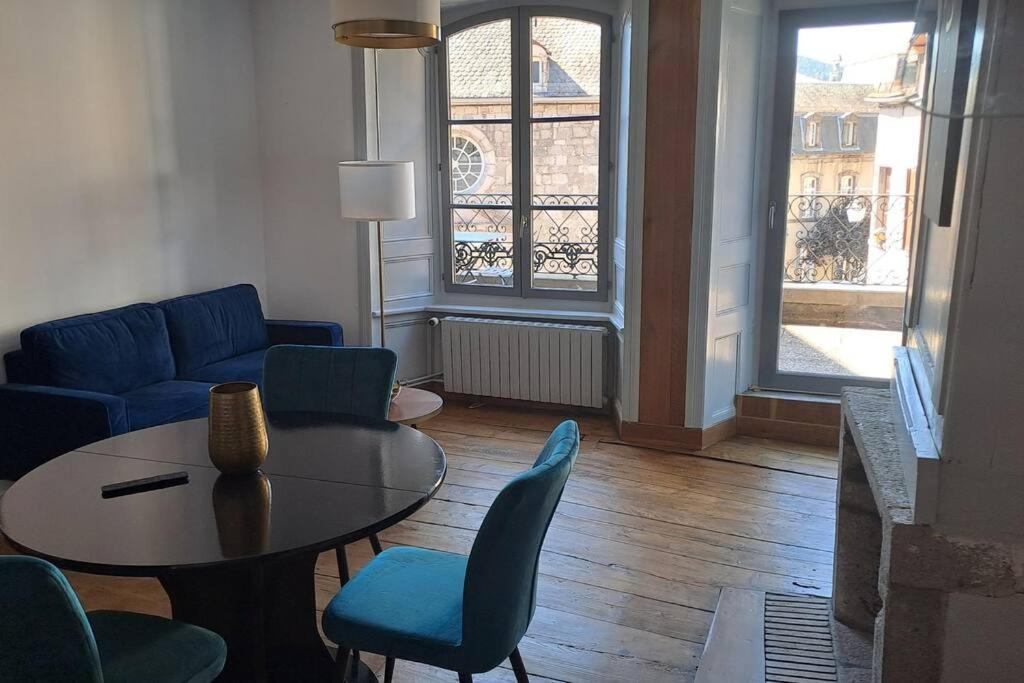 Apartamento Chez Germaine Murat  Exterior foto